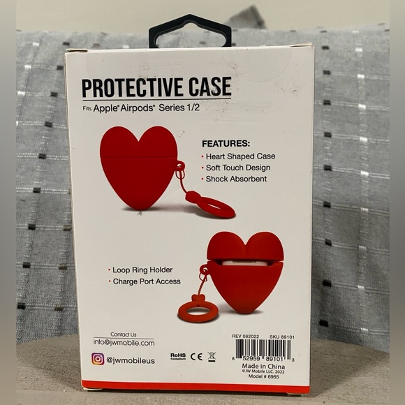 NEW Primo Apple AirPods 1&2 Protective
Case Red Heart Shock Absorbing Silicone - Picture 8 of 9